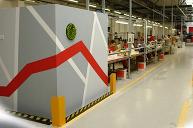 Assembly hall at Phoenix Mecano Plastic